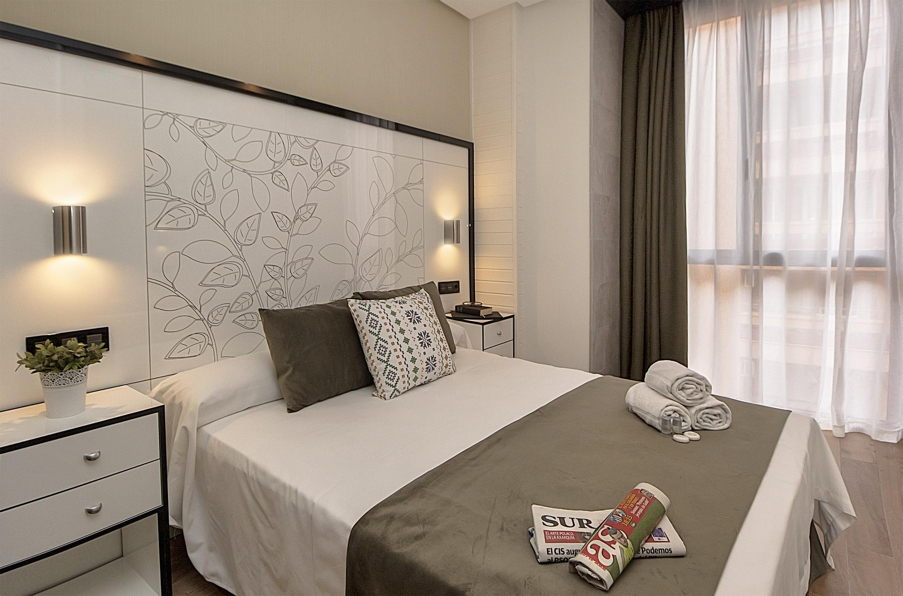 Apartamentos Suites Oficentro Deluxe Málaga Kültér fotó