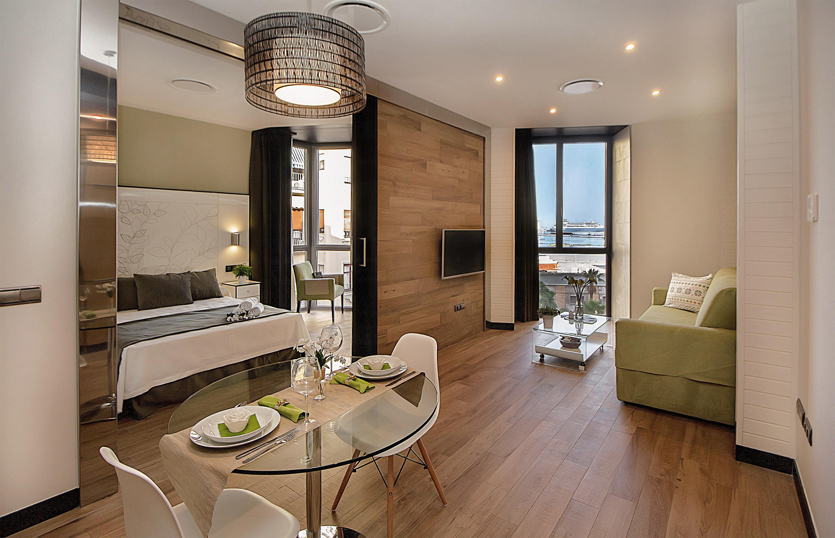 Apartamentos Suites Oficentro Deluxe Málaga Kültér fotó